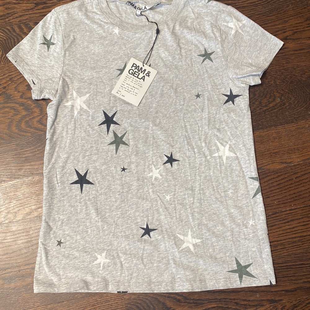 NWT PAM & GELA Stars Graphic T-Shirt in Heather Grey, Size S - Picture 2 of 8